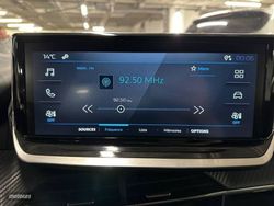 Peugeot 208 HYBRID 110 eDCS6 Style - Miniatura 13
