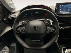 Peugeot 208 HYBRID 110 eDCS6 Style - Miniatura 18