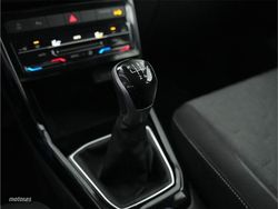 Volkswagen T-Cross 1.0 TSI 95CV Life - Miniatura 13
