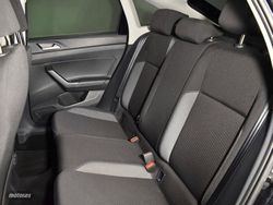 Volkswagen Taigo 1.0 TSI 95CV Life - Miniatura 15