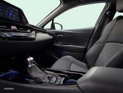 Toyota C-HR 5 AÑOS GARANTÍA - Miniatura 13