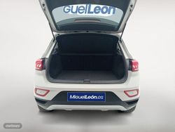 Volkswagen T-Roc 1.0 TSI 81kW (110CV) - Miniatura 24