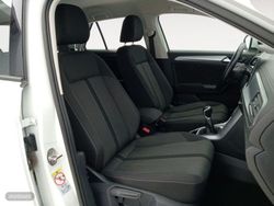 Volkswagen T-Roc 1.0 TSI 81kW (110CV) - Miniatura 8