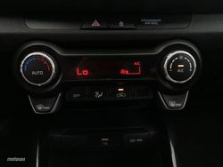 Kia Stonic 1.0 TGDI 100CV CONCEPT - Miniatura 13