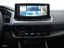 Nissan Qashqai 1.3 DIGT 140CV MHEV Acenta - Miniatura 11