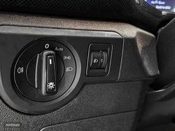 Volkswagen T-Cross 1.0 TSI 115CV Life - Miniatura 18