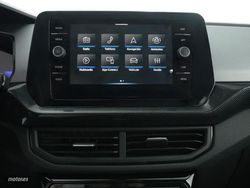 Volkswagen T-Cross 1.0 TSI 95CV Life - Miniatura 9
