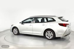 Toyota Corolla fam. 1.8 HEV ACTIVE PLUS E-CVT 5P - Miniatura 18