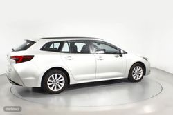 Toyota Corolla fam. 1.8 HEV ACTIVE PLUS E-CVT 5P - Miniatura 24