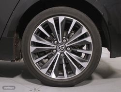Toyota Corolla 1.8 HEV STYLE E-CVT 4P - Miniatura 8