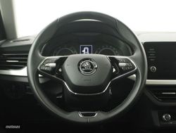 Skoda Kamiq 1.0 TSI 81KW DSG AMBITION 5P - Miniatura 13