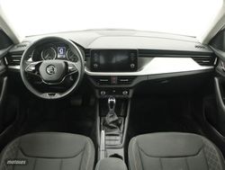 Skoda Kamiq 1.0 TSI 81KW DSG AMBITION 5P - Miniatura 4