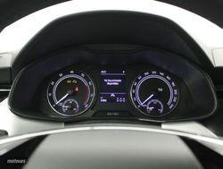 Skoda Kamiq 1.0 TSI 81KW DSG AMBITION 5P - Miniatura 9