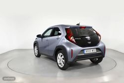 Toyota Aygo 1.0 VVT-I PLAY 5P - Miniatura 2