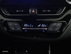 Toyota C-HR 2.0 VVT I-HYBRID ADVANCE AUTO 5P - Miniatura 11
