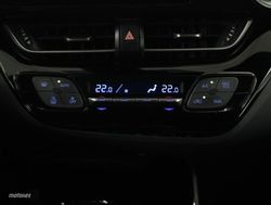 Toyota C-HR 2.0 VVT I-HYBRID ADVANCE AUTO 5P - Miniatura 11