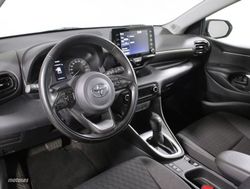 Toyota Yaris 1.5 VVT-I HYBRID ACTIVE TECH 5P - Miniatura 28