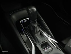 Toyota Corolla 1.8 HYBRID ACTIVE TECH E-CVT 5P - Miniatura 10