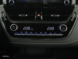Toyota Corolla 1.8 HYBRID ACTIVE TECH E-CVT 5P - Miniatura 11