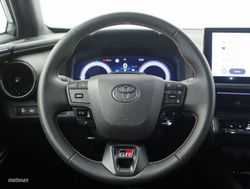 Toyota C-HR 1.8 HEV GR SPORT CVT 5P - Miniatura 13