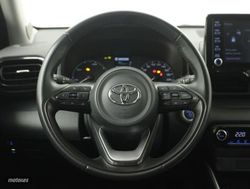 Toyota Yaris 1.5 VVT-I HEV ACTIVE TECH 5P - Miniatura 13