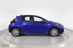 Toyota Yaris 1.5 VVT-I HEV ACTIVE TECH 5P - Miniatura 3