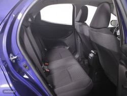 Toyota Yaris 1.5 VVT-I HEV ACTIVE TECH 5P - Miniatura 6
