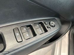 Hyundai i10 1.0 MPI 63 CV Klass - Miniatura 11