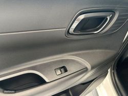 Hyundai i20 1.0 TGDI 100 CV 48V N Line - Miniatura 23