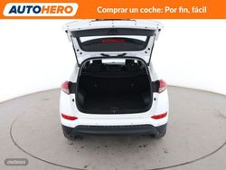 Hyundai Tucson 1.6 Essence BlueDrive 2WD - Miniatura 17