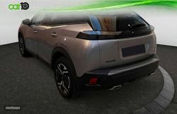 Peugeot 2008 Allure Puretech 130 S&S EAT8 - Miniatura 3