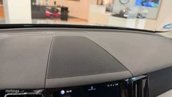 Volvo XC 60 2.0 B4 D PLUS DARK AUTO 197 5P - Miniatura 24