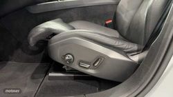 Volvo XC 60 2.0 B4 D PLUS DARK AUTO 197 5P - Miniatura 29