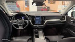 Volvo XC 60 2.0 B4 D PLUS DARK AUTO 197 5P - Miniatura 5