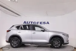 Mazda 121 2.2 SKYACTIV-D EVOLUTION 150CV 4X2 5P # NAVI,PARKTRONIC,CAMARA 360, - Miniatura 8