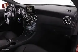 Mercedes Clase A A250 URBAN 7G-DCT AUTO 211CV 5P # CUERO,LEVAS EN VOLANTE - Miniatura 12