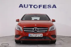 Mercedes Clase A A250 URBAN 7G-DCT AUTO 211CV 5P # CUERO,LEVAS EN VOLANTE - Miniatura 2