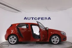Mercedes Clase A A250 URBAN 7G-DCT AUTO 211CV 5P # CUERO,LEVAS EN VOLANTE - Miniatura 9