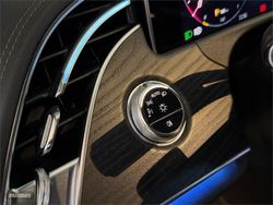 Mercedes Clase E 300 e 4MATIC - Miniatura 12