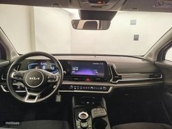 Kia Sportage 1.6 T-GDi HEV Drive 4X2 - Miniatura 4