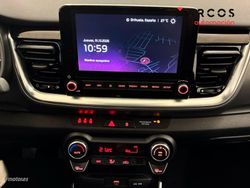 Kia Stonic 1.0 T-GDi MHEV 100CV Drive - Miniatura 12