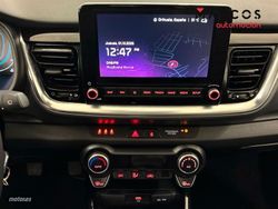 Kia Stonic 1.0 T-GDi MHEV 100CV Drive - Miniatura 12