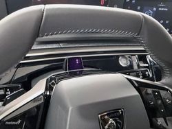 Peugeot 5008 Hybrid 1.2 107KW Allure eDCS6 - Miniatura 20