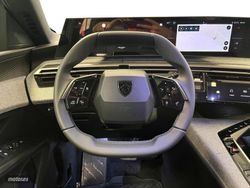 Peugeot 3008 Hybrid 1.2 107KW Allure Exclusive eDCS6 - Miniatura 17