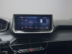 Peugeot 208 Allure HYBRID 100 eDCS6 - Miniatura 13