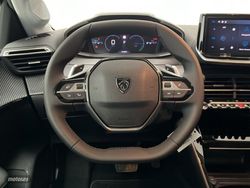 Peugeot 208 Allure HYBRID 100 eDCS6 - Miniatura 15