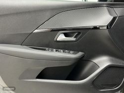 Peugeot 208 Allure HYBRID 100 eDCS6 - Miniatura 23