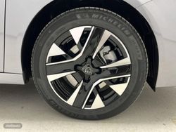 Peugeot 208 Allure HYBRID 110 eDCS6 - Miniatura 9