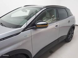 Peugeot 3008 Plug-in Hybrid 225 e-EAT8 GT - Miniatura 8