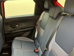 Nissan Micra BEV Long Range Tekna 4x2 110 kW (150 CV) - Miniatura 13